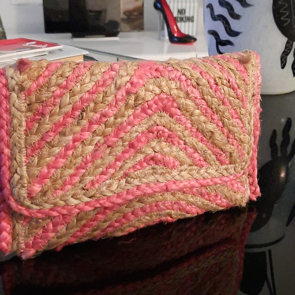 Clutch From Express - image 4